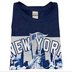 New York Yankees Raise The Pennant Navy T-Shirt